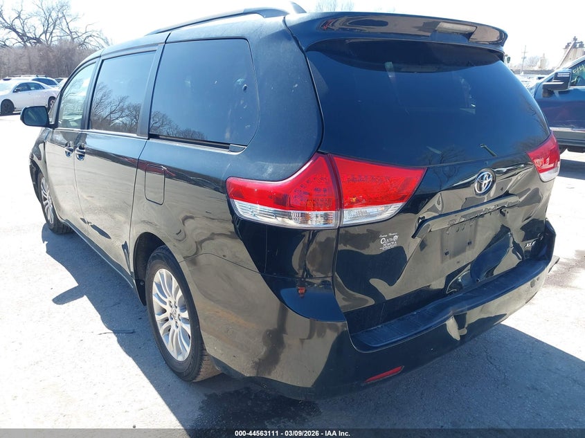 2011 Toyota Sienna VIN 5TDYK3DC1BS100188 IAAI salvage auction — REAR END, Salvage (Kansas), sold $1,650 on 2026-07-12 (photo 3)