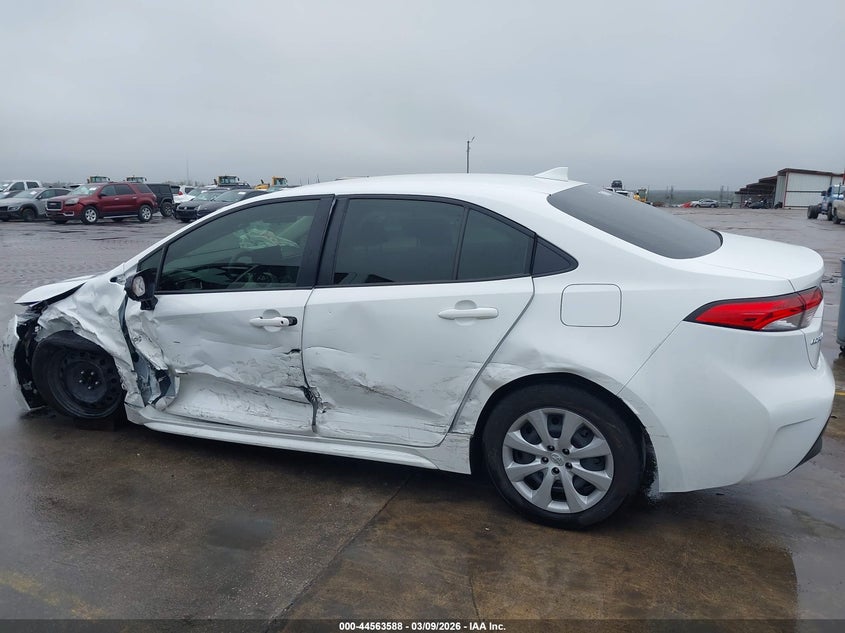 2024 Toyota Corolla VIN JTDBCMFE7R3045300 IAAI salvage auction — SIDE, Original (Texas), sold $1,550 on 2026-07-28 (photo 6)