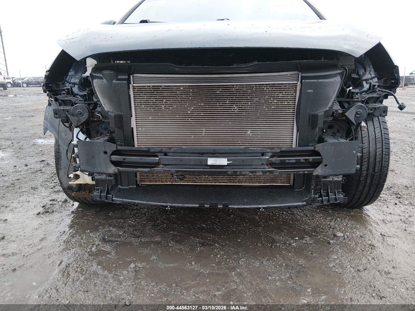 2018 Kia Sorento VIN 5XYPGDA50JG427069 IAAI salvage auction — FRONT END, Salvage Title, sold $2,000 on 2026-08-02 (photo 6)