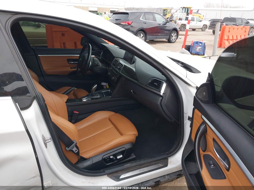 2018 BMW 4er VIN WBA4J1C53JBG79988 IAAI salvage auction — REAR END, Clear (Oklahoma), sold $7,500 on 2026-07-15 (photo 5)