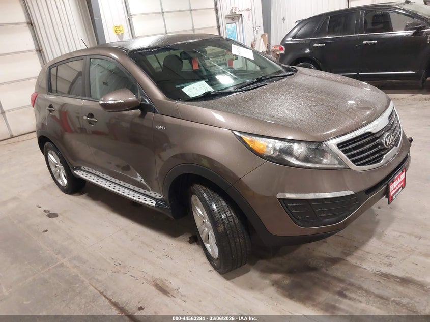 2013 Kia Sportage VIN KNDPBCA29D7427815 IAAI salvage auction — LEFT FRONT, Regular (South Dakota), sold $3,200 on 2026-07-07 (photo 1)