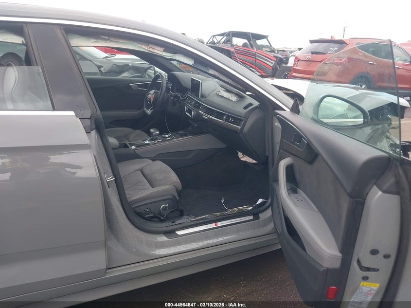 2019 Audi S5 VIN WAUC4CF58KA001431 IAAI salvage auction — RIGHT FRONT, Salvage Title, sold $7,800 on 2026-08-11 (photo 5)