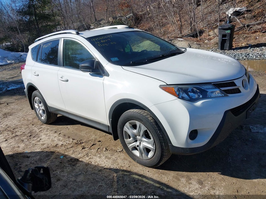 2014 Toyota Rav 4 VIN JTMBFREV4EJ009270 IAAI salvage auction — LEFT FRONT, Salvage Title, sold $3,250 on 2026-07-21 (photo 1)