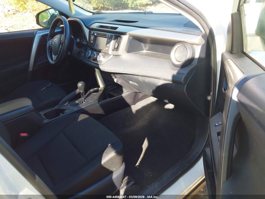 2014 Toyota Rav 4 VIN JTMBFREV4EJ009270 IAAI salvage auction — LEFT FRONT, Salvage Title, sold $3,250 on 2026-07-21 (photo 5)