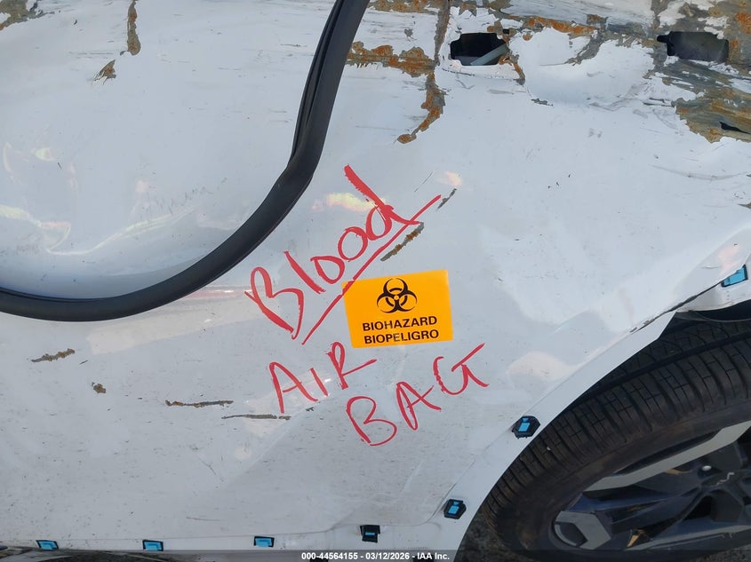 2025 Kia Telluride VIN 5XYP34GCXSG711232 IAAI salvage auction — BIO HAZARD, Salvage Title, sold $2,650 on 2026-07-07 (photo 7)