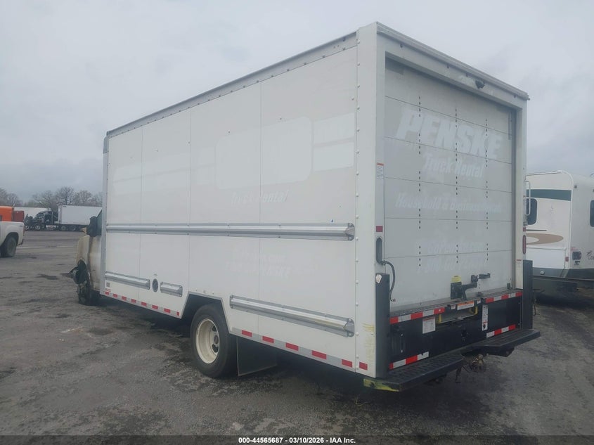 2022 Gmc Savana VIN 7GZ37TC79NN011742 IAAI salvage auction — EXTERIOR BURN, Clear (Arkansas), sold $1,225 on 2026-07-29 (photo 3)