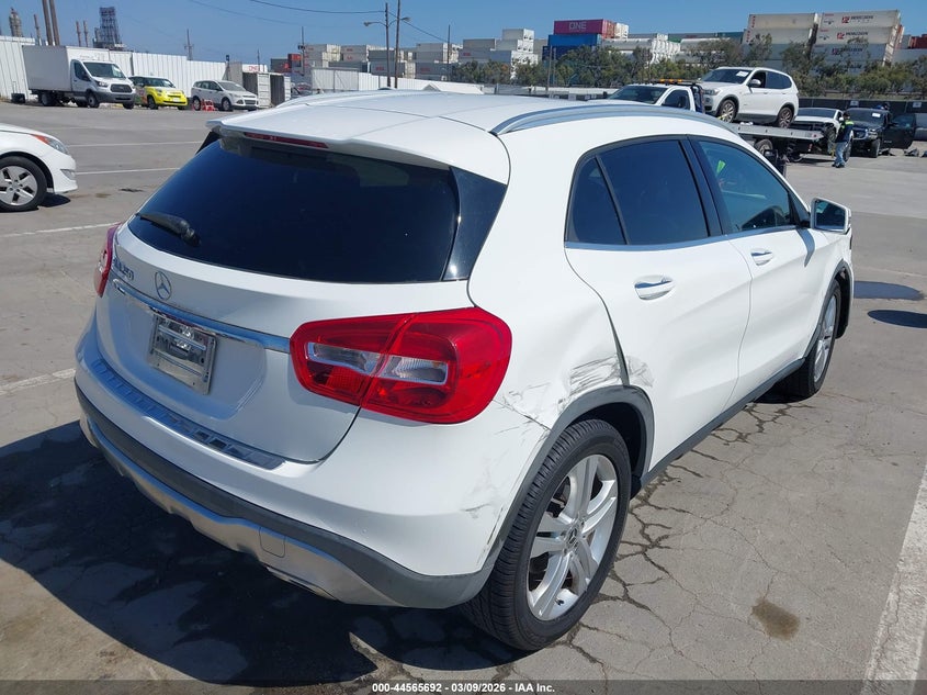 2020 Mercedes-benz Gla-klasse VIN WDCTG4EB7LJ650219 IAAI salvage auction — RIGHT SIDE, Salvage Title, sold $1,900 on 2026-07-15 (photo 4)