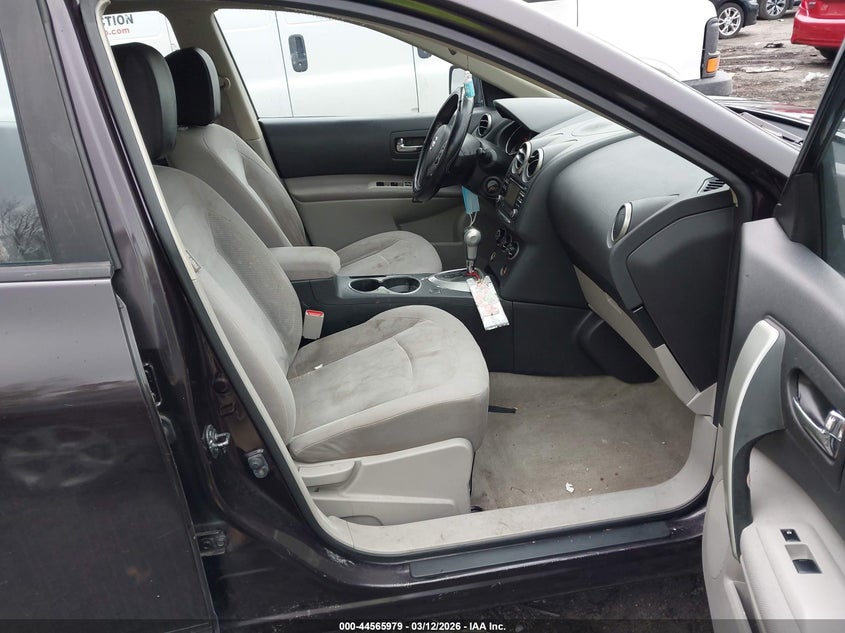 2015 Nissan Rogue VIN JN8AS5MT4FW673870 IAAI salvage auction — LEFT FRONT, Salvage Title, sold $425 on 2026-07-28 (photo 5)