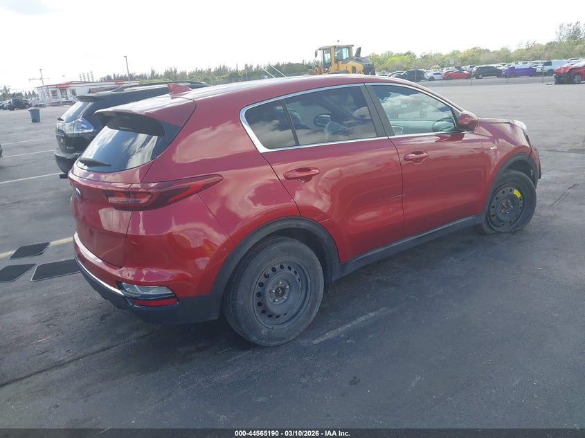 2022 Kia Sportage VIN KNDPMCAC1N7970242 IAAI salvage auction — FRONT END, Salvage Title, sold $2,500 on 2026-08-02 (photo 4)