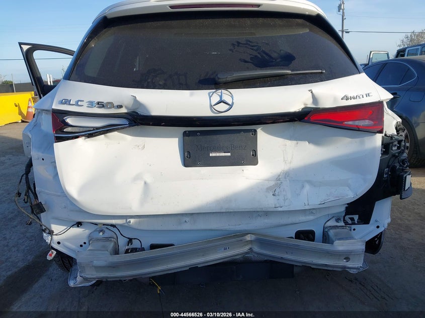 2025 Mercedes-benz Glc VIN W1NKM5GB5SF296692 IAAI salvage auction — REAR END, Salvage Title, sold $30,850 on 2026-07-09 (photo 6)
