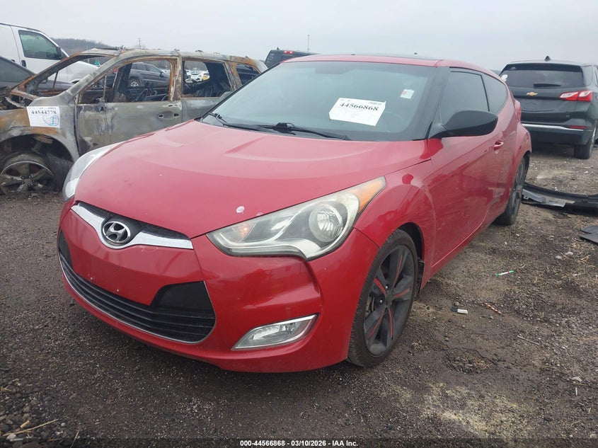 2017 Hyundai Veloster VIN KMHTC6AD2HU322180 IAAI salvage auction — REAR END, Clear (Oklahoma), sold $1,400 on 2026-07-09 (photo 2)