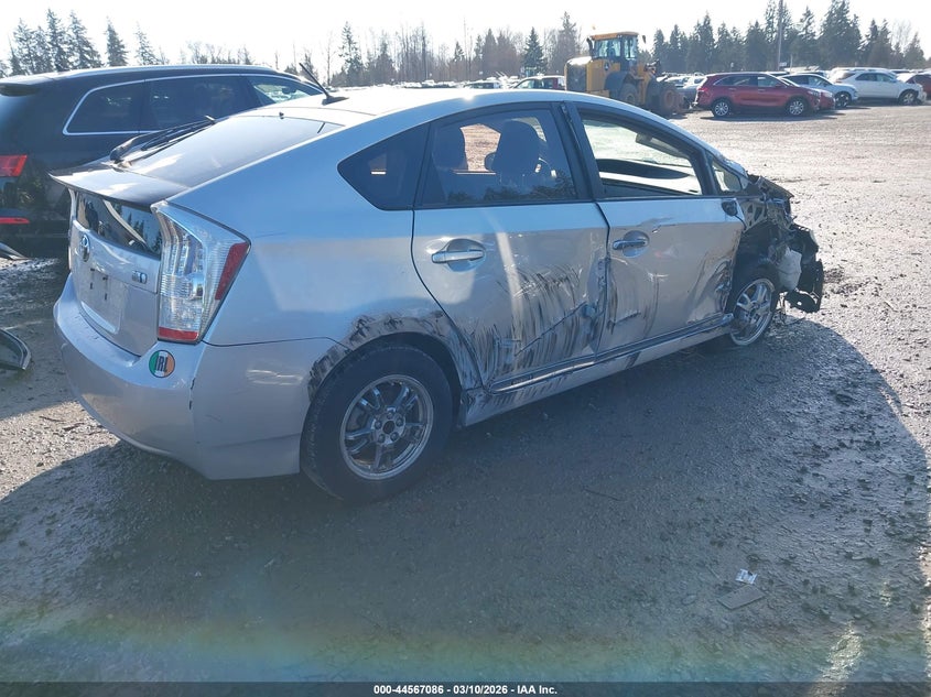 2011 Toyota Prius VIN JTDKN3DU0B5252104 IAAI salvage auction — RIGHT SIDE, Bill Of Sale (Washington), sold $725 on 2026-07-22 (photo 4)