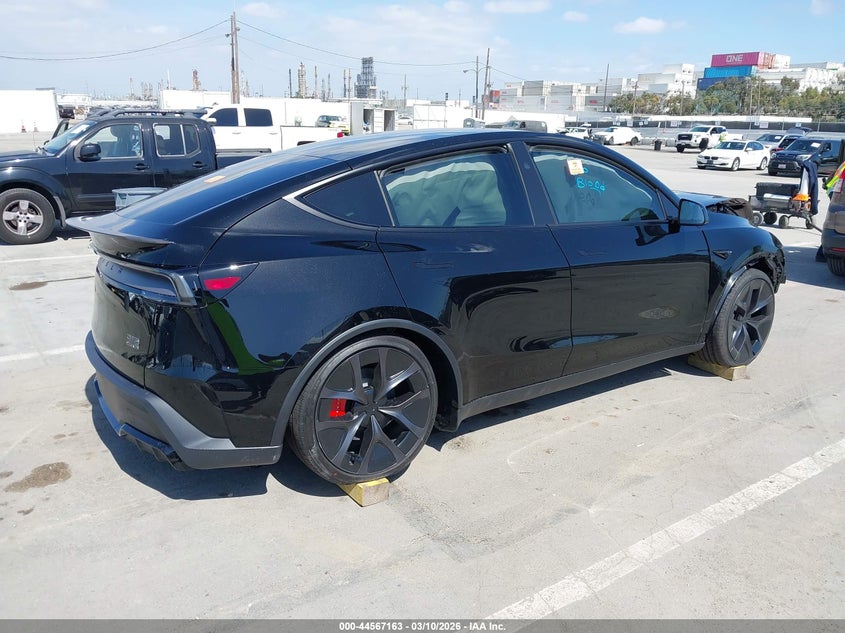 2026 Tesla Model y VIN 7SAYGDET5TA634306 IAAI salvage auction — FRONT END, Salvage (California), sold $12,700 on 2026-07-29 (photo 4)