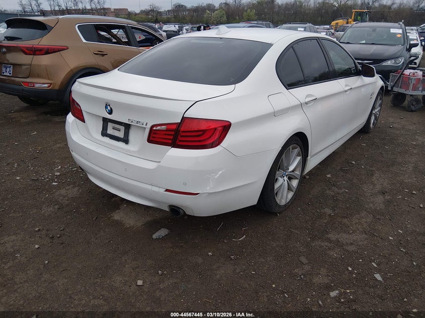 2011 BMW 5er VIN WBAFU7C50BC777548 IAAI salvage auction — MECHANICAL, Clear (Tennessee), sold $650 on 2026-07-23 (photo 4)