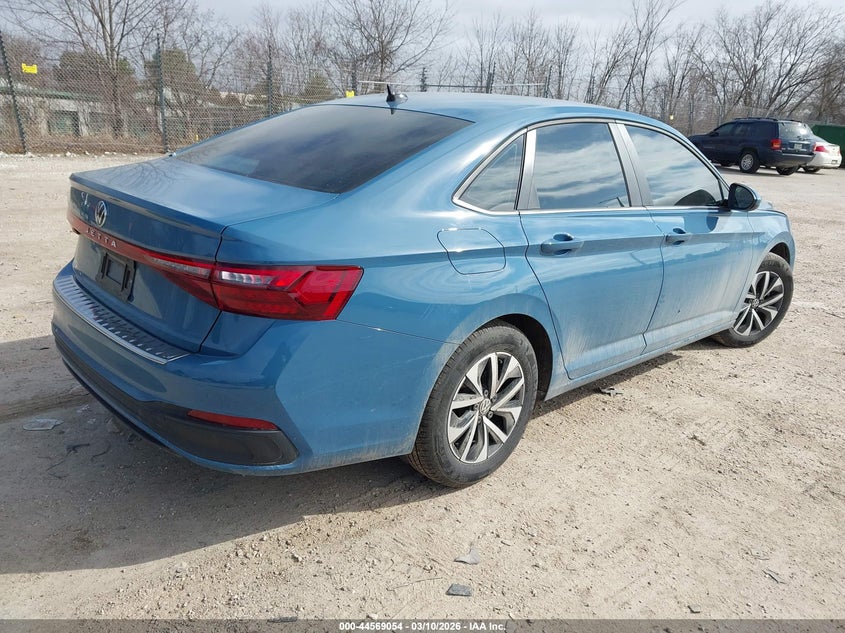 2025 Volkswagen Jetta VIN 3VW5X7BU3SM088081 IAAI salvage auction — LEFT SIDE, Salvage Title, sold $5,600 on 2026-07-21 (photo 4)