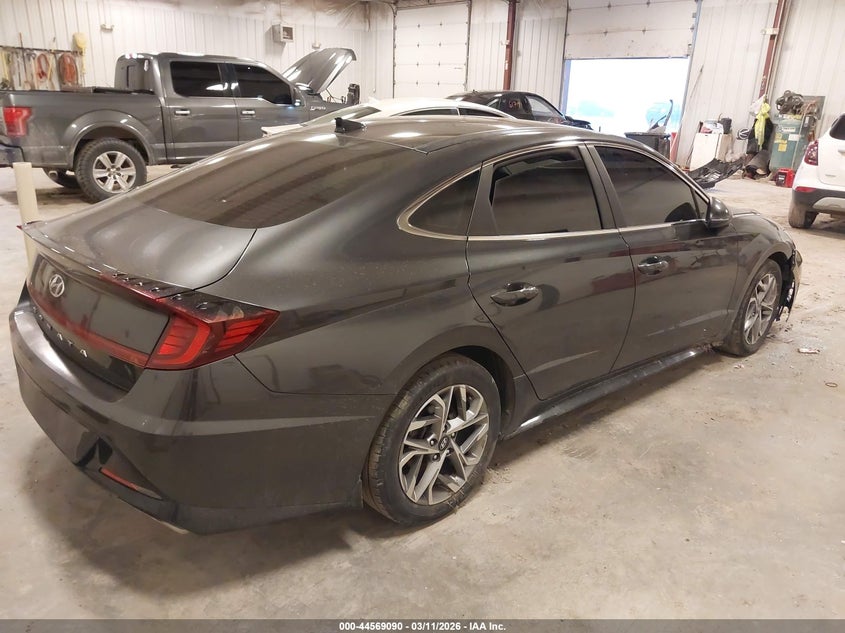 2021 Hyundai Sonata VIN 5NPEF4JA0MH083439 IAAI salvage auction — LEFT SIDE, Salvage Title, sold $2,600 on 2026-07-07 (photo 4)