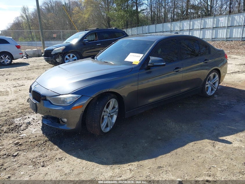 2013 BMW 3er VIN WBA3A9C51DF686006 IAAI salvage auction — SIDE, Salvage Title, sold $1,200 on 2026-07-31 (photo 2)