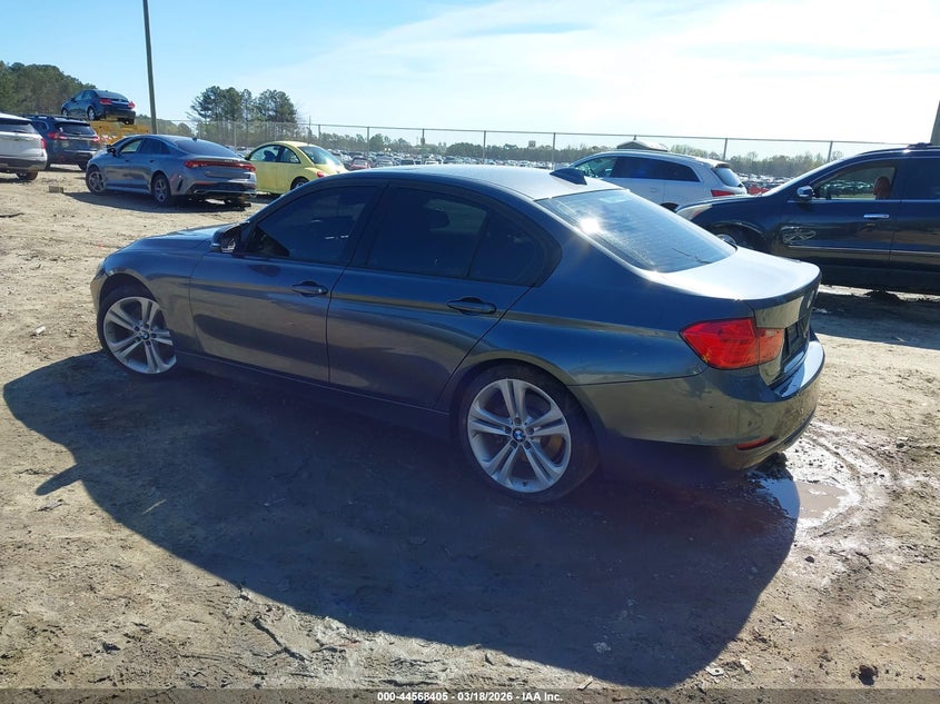 2013 BMW 3er VIN WBA3A9C51DF686006 IAAI salvage auction — SIDE, Salvage Title, sold $1,200 on 2026-07-31 (photo 3)