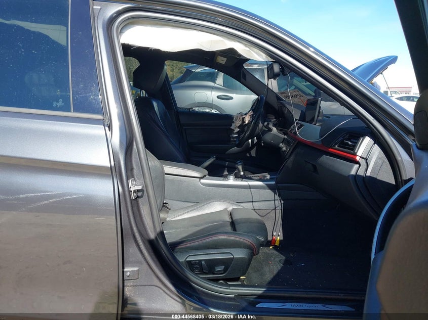 2013 BMW 3er VIN WBA3A9C51DF686006 IAAI salvage auction — SIDE, Salvage Title, sold $1,200 on 2026-07-31 (photo 5)