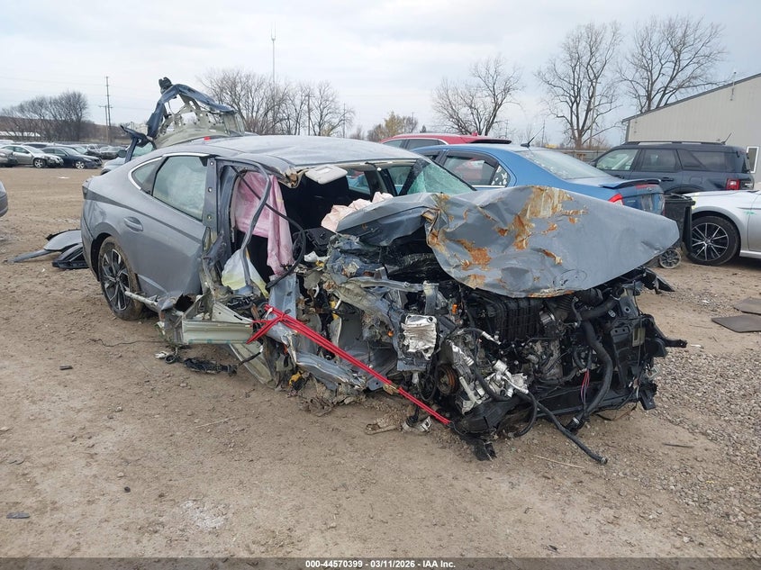 2024 Hyundai Sonata VIN KMHL64JA6RA395010 IAAI salvage auction — ROLLOVER, Salvage Title, sold $925 on 2026-07-08 (photo 1)