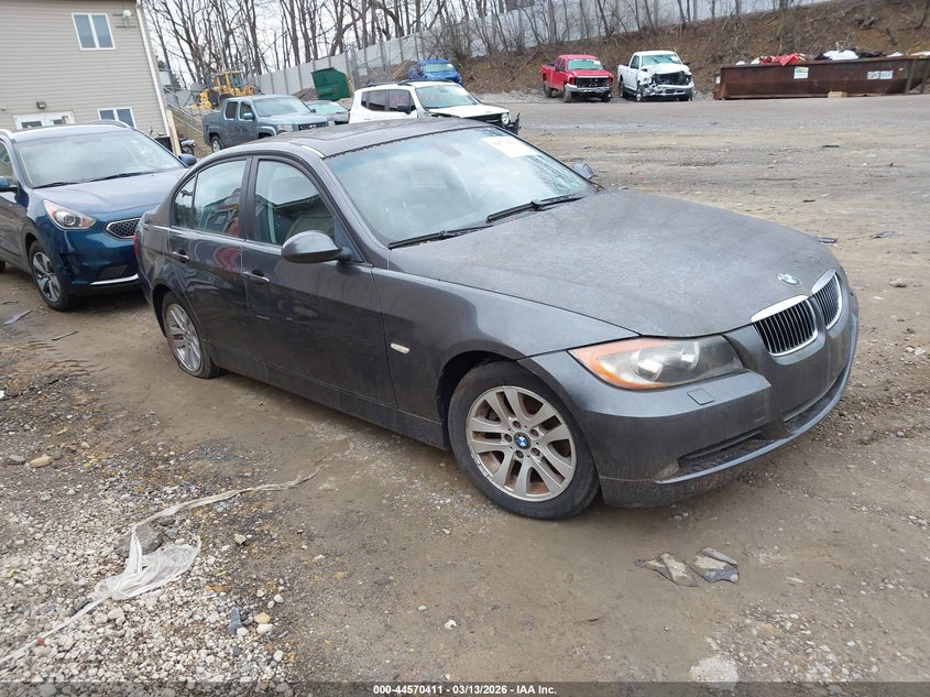 2006 BMW 3er VIN WBAVD135X6KT79218 IAAI salvage auction — MECHANICAL, Clear (Pennsylvania), sold $300 on 2026-07-14 (photo 1)