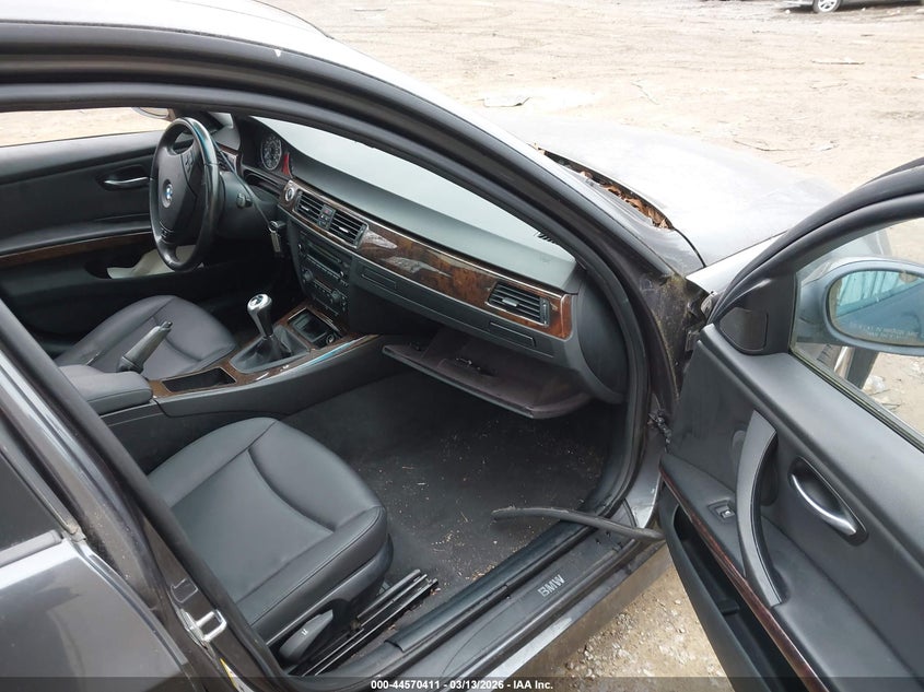 2006 BMW 3er VIN WBAVD135X6KT79218 IAAI salvage auction — MECHANICAL, Clear (Pennsylvania), sold $300 on 2026-07-14 (photo 5)