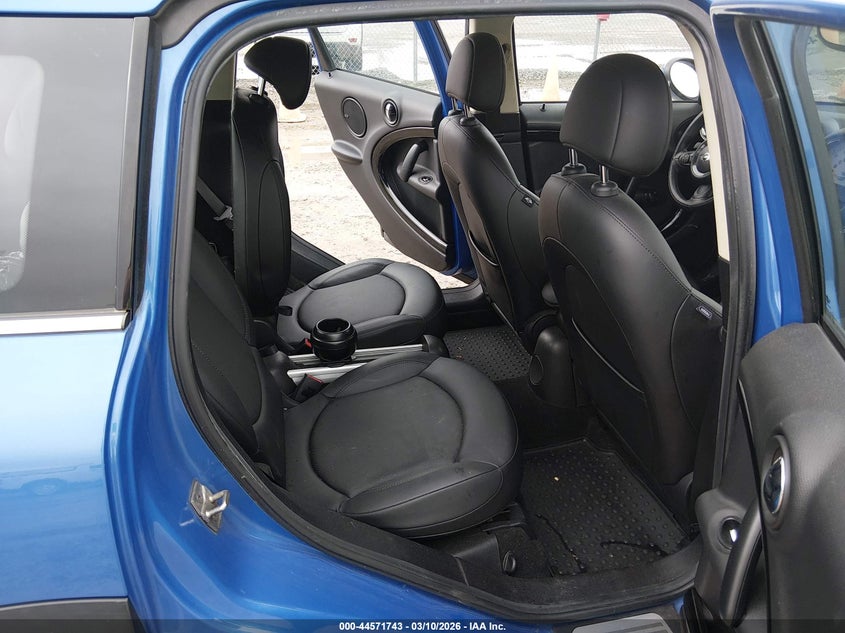 2012 Mini VIN WMWZC5C58CWL56648 IAAI salvage auction — NORMAL WEAR, Salvage Title, sold $350 on 2026-07-29 (photo 8)