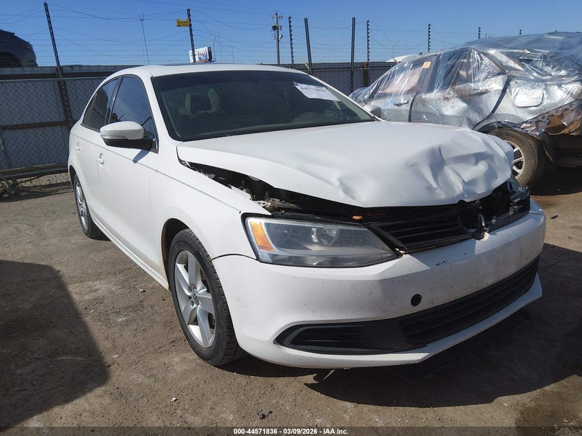 2012 Volkswagen Jetta VIN 3VW3L7AJ3CM014672 IAAI salvage auction — FRONT END, Clear (Oklahoma), sold $750 on 2026-07-09 (photo 1)