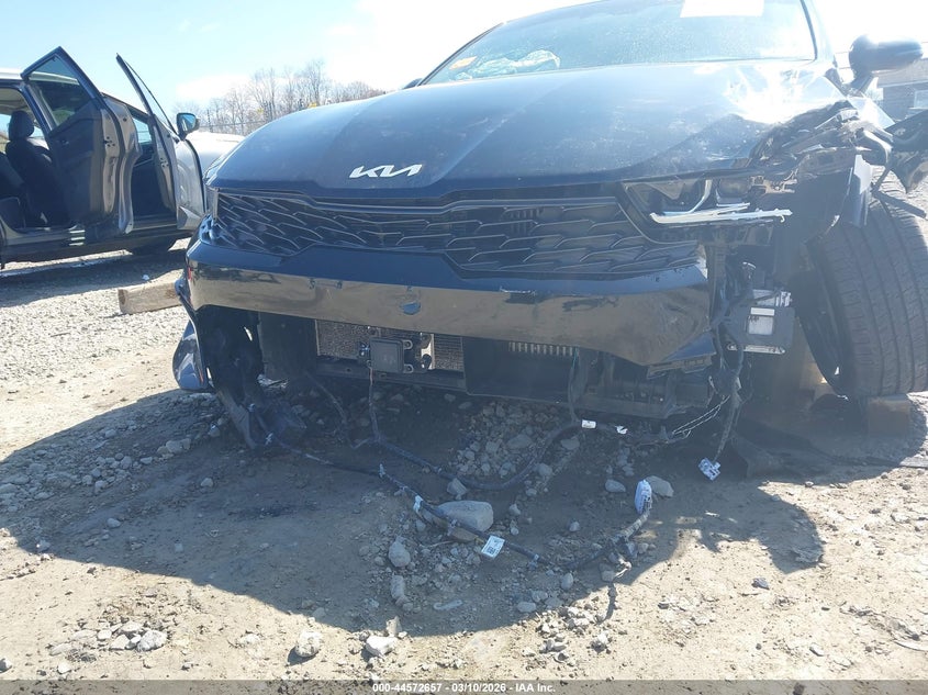 2022 Kia K5 VIN 5XXG64J24NG165334 IAAI salvage auction — FRONT END, Salvage (West Virginia), sold $3,200 on 2026-07-29 (photo 6)