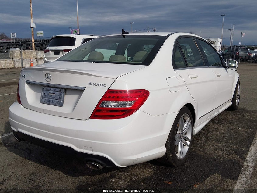 2013 Mercedes-benz C-klasse VIN WDDGF8AB6DG146904 IAAI salvage auction — FRONT END, Salvage Title, sold $1,550 on 2026-08-09 (photo 4)