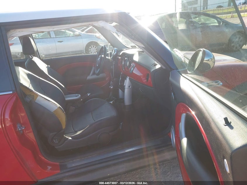 2006 Mini Cooper VIN WMWRE33506TL18660 IAAI salvage auction — REAR END, Salvage (Texas), sold $700 on 2026-07-21 (photo 5)