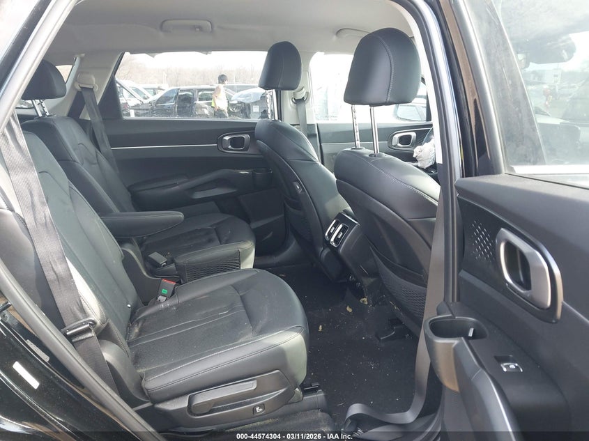 2023 Kia Sorento VIN KNDRHDLG0P5173157 IAAI salvage auction — FRONT END, Salvage Title, sold $11,200 on 2026-07-27 (photo 8)