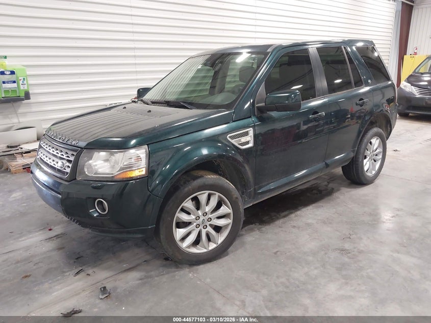 2014 Land rover Lr2 VIN SALFR2BG4EH389040 IAAI salvage auction — NORMAL WEAR, Salvage Title, sold $300 on 2026-07-08 (photo 2)