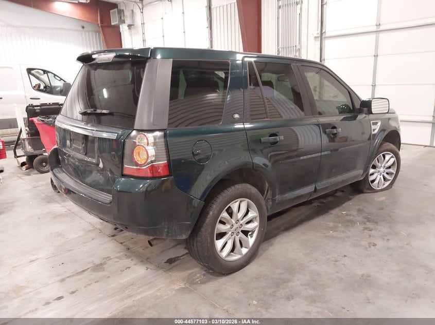 2014 Land rover Lr2 VIN SALFR2BG4EH389040 IAAI salvage auction — NORMAL WEAR, Salvage Title, sold $300 on 2026-07-08 (photo 4)