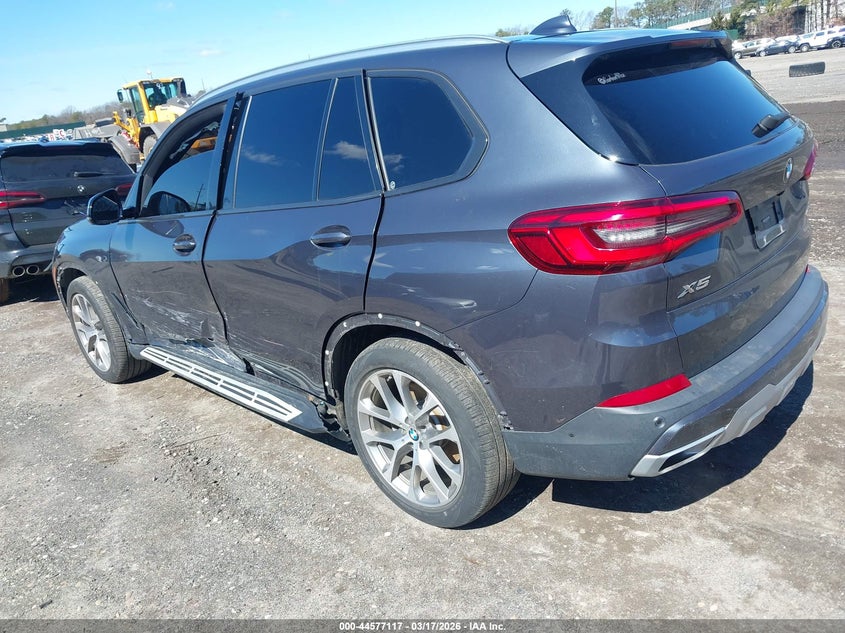 2019 BMW X5 VIN 5UXCR6C58KLK88783 IAAI salvage auction — FRONT & REAR, Salvage (Idaho), sold $17,000 on 2026-07-28 (photo 3)