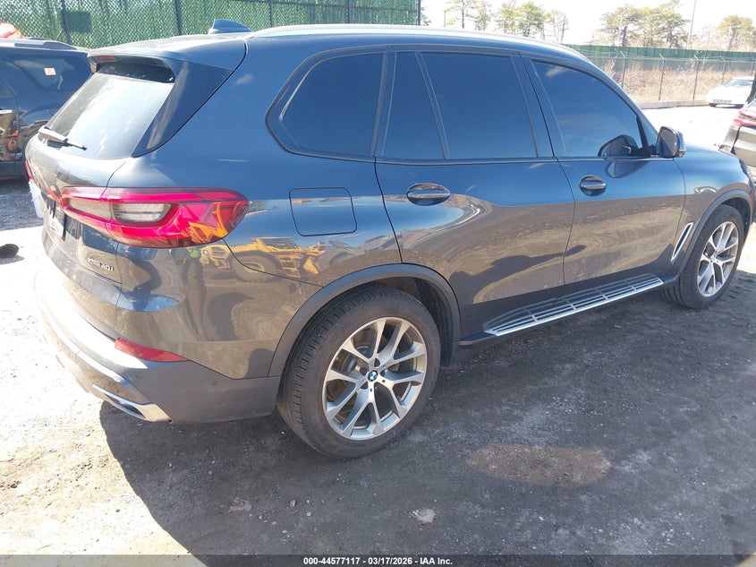 2019 BMW X5 VIN 5UXCR6C58KLK88783 IAAI salvage auction — FRONT & REAR, Salvage (Idaho), sold $17,000 on 2026-07-28 (photo 4)
