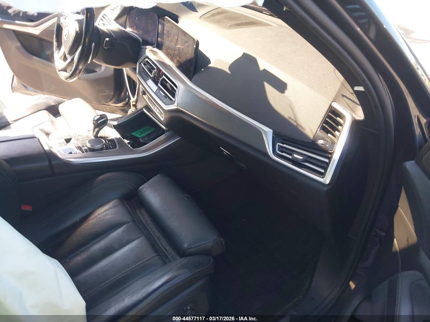 2019 BMW X5 VIN 5UXCR6C58KLK88783 IAAI salvage auction — FRONT & REAR, Salvage (Idaho), sold $17,000 on 2026-07-28 (photo 5)