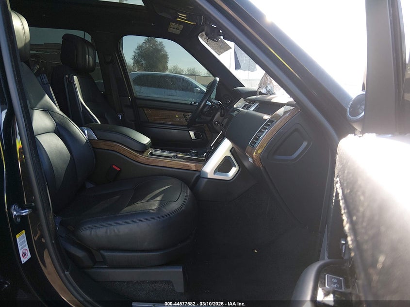 2019 Land rover RANGE ROVER VIN SALGS2SV3KA543913 IAAI salvage auction — Burn Engine, Salvage (Nevada), sold $2,000 on 2026-07-17 (photo 5)