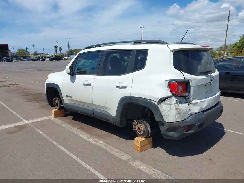 2016 Jeep Renegade VIN ZACCJABTXGPD37268 IAAI salvage auction — REAR END, Salvage Title, sold $125 on 2026-08-18 (photo 3)