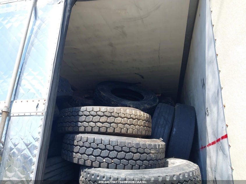 2012 Utility trailer mfg Trailer VIN 1UYVS2534CM243601 IAAI salvage auction — UNKNOWN, Clear (Oklahoma), sold $2,550 on 2026-07-08 (photo 5)