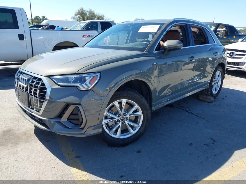 2025 Audi Q3 VIN WA1EECF37S1053683 IAAI salvage auction — RIGHT SIDE, Salvage (Texas), sold $9,050 on 2026-07-09 (photo 2)