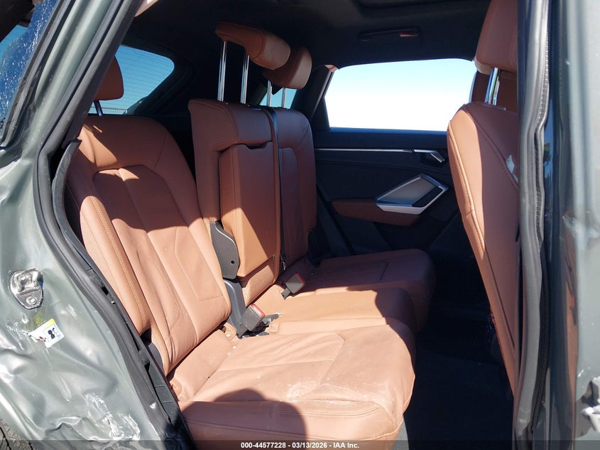 2025 Audi Q3 VIN WA1EECF37S1053683 IAAI salvage auction — RIGHT SIDE, Salvage (Texas), sold $9,050 on 2026-07-09 (photo 8)