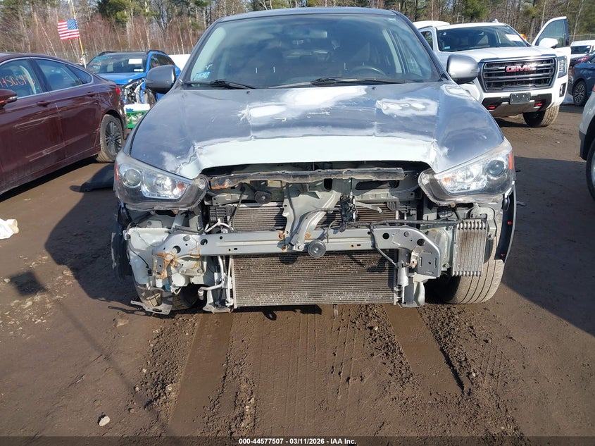 2016 Mitsubishi Outlander VIN JA4AR3AU3GZ053434 IAAI salvage auction — FRONT END, Salvage (Massachusetts), sold $825 on 2026-07-28 (photo 6)