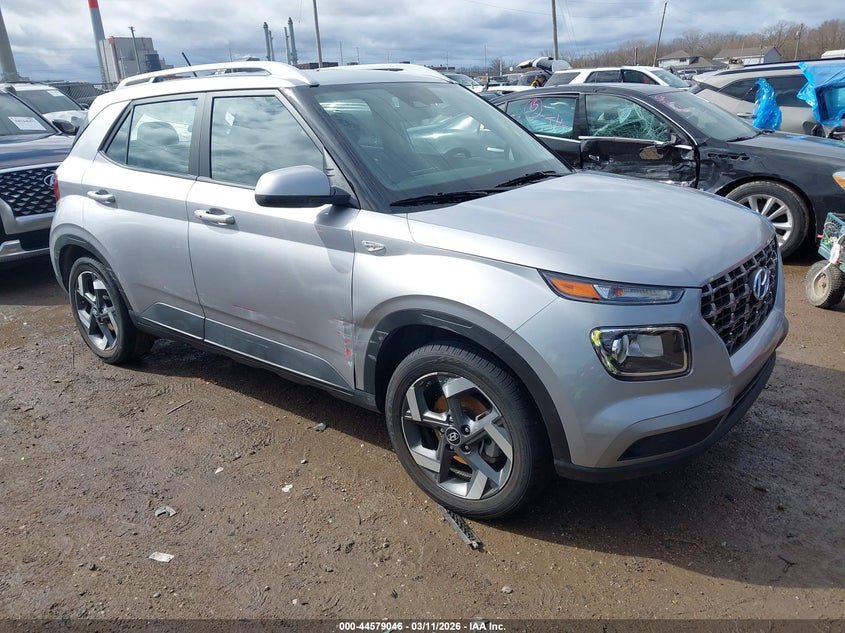 2026 Hyundai Venue VIN KMHRC8A39TU425716 IAAI salvage auction — SIDE, Salvage Title, sold $25 on 2026-07-11 (photo 1)