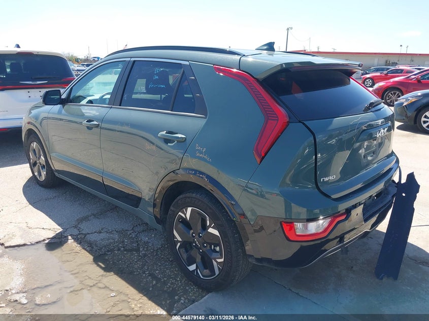 2024 Kia Niro VIN KNDCR3L15R5109384 IAAI salvage auction — REAR END, Salvage Title, sold $11,200 on 2026-07-06 (photo 3)