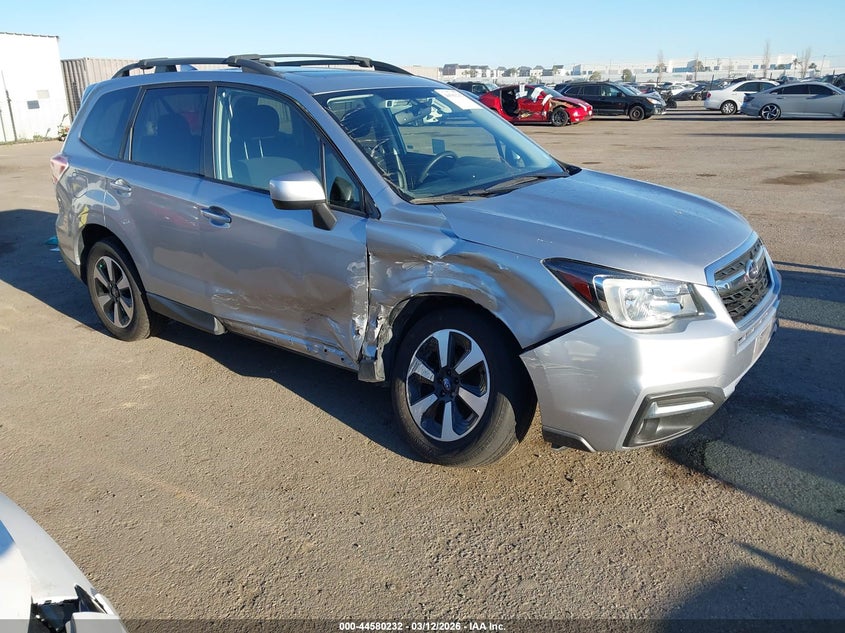 2017 Subaru Forester VIN JF2SJAGC5HH430892 IAAI salvage auction — RIGHT FRONT, Salvage Title, sold $4,200 on 2026-07-06 (photo 1)