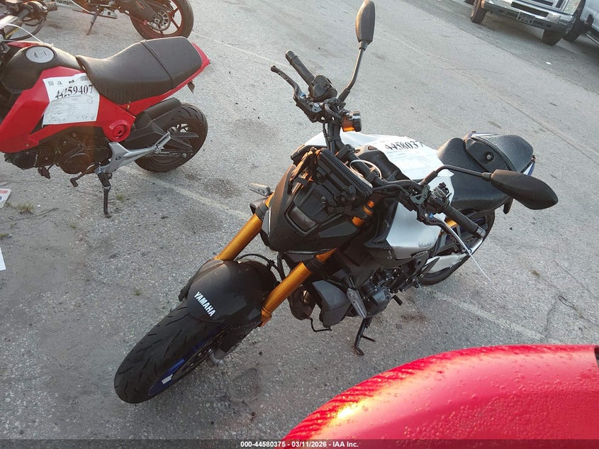2025 Yamaha Mt VIN JYARN95Y1SA000447 IAAI salvage auction — FRONT END, Salvage Title, sold $1,150 on 2026-07-23 (photo 2)