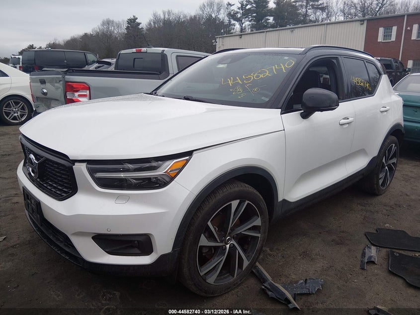 2022 Volvo Xc40 VIN YV4162UM1N2722954 IAAI salvage auction — RIGHT SIDE, Salvage (Massachusetts), sold $6,500 on 2026-07-14 (photo 2)