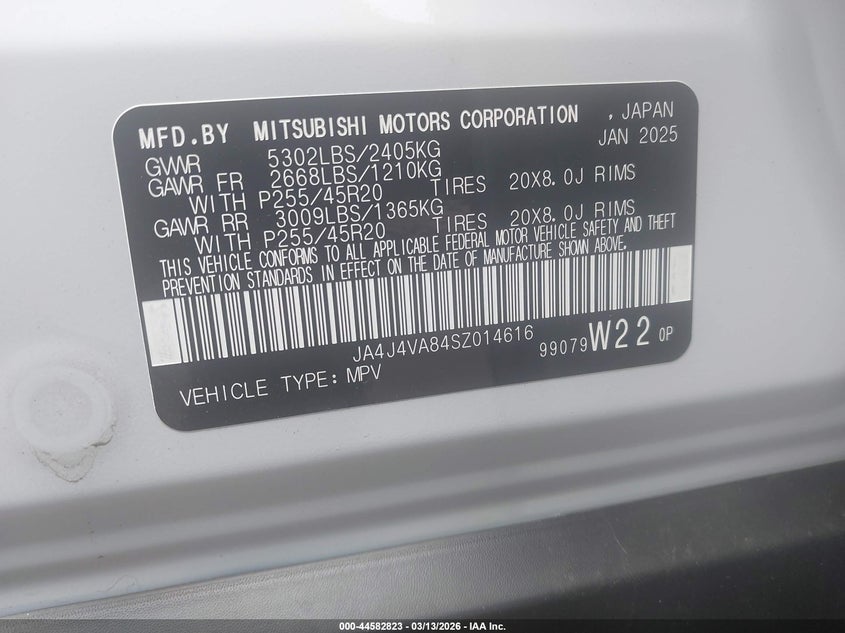 2025 Mitsubishi Outlander VIN JA4J4VA84SZ014616 IAAI salvage auction — REAR END, Salvage Title, sold $10,600 on 2026-07-31 (photo 9)