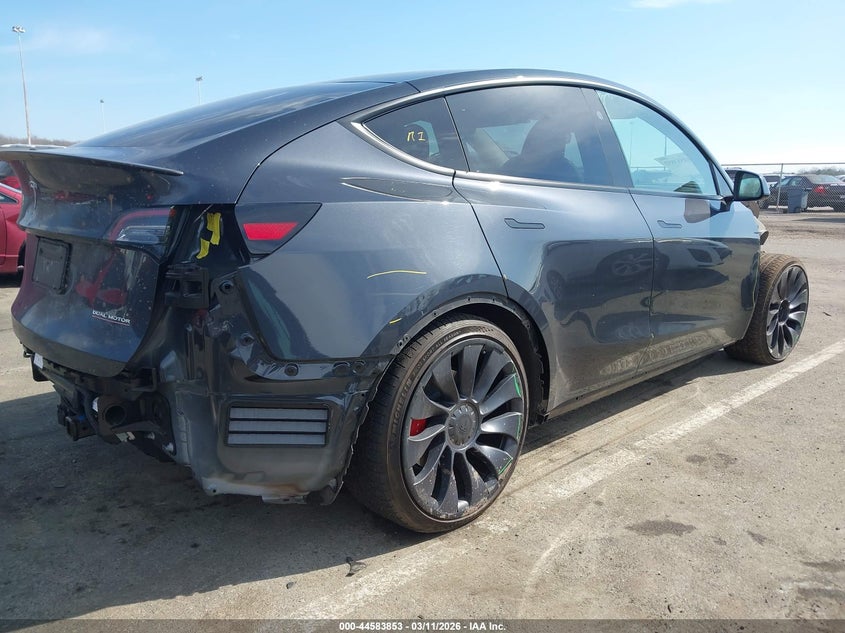 2024 Tesla Model y VIN 7SAYGDEF0RF036131 IAAI salvage auction — FRONT & REAR, Salvage Title, sold $14,600 on 2026-07-16 (photo 4)